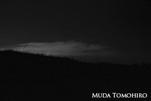 奈良県御所市　葛城山、まちやアカンサス文様の装飾：六田知弘撮影