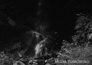 櫛羅の滝：六田知弘撮影