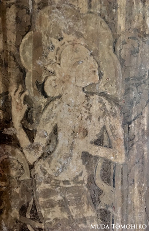 バガンの空港にて