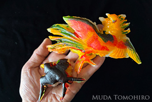 法隆寺から飛んできた鳳凰と燕